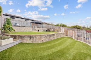 Photo 12- click for photo gallery